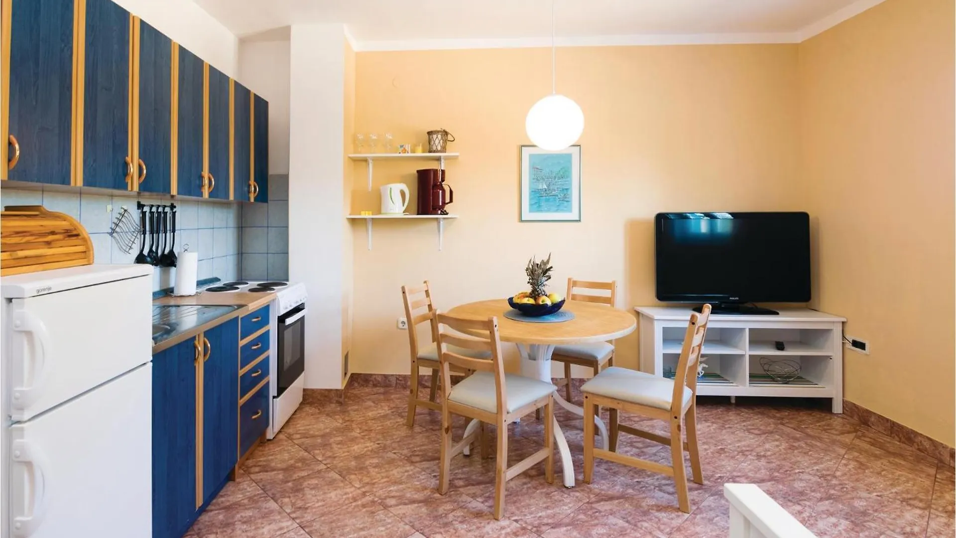 Awesome Home In Podgradina With Wifi