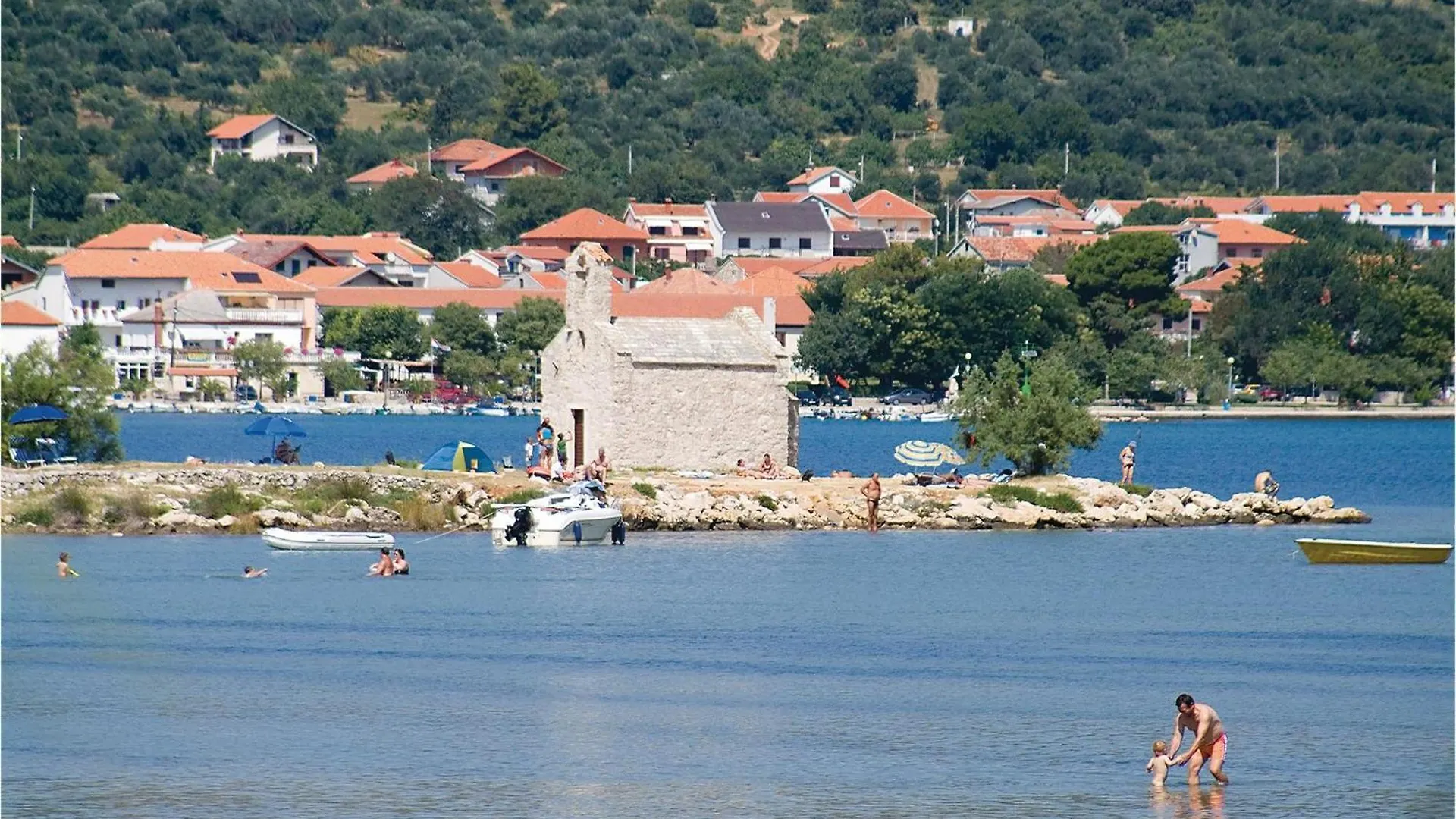 Сasa de vacaciones Awesome Home In Podgradina With Wifi Croacia