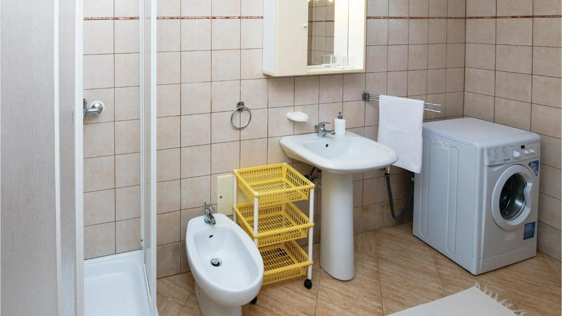 Сasa de vacaciones Awesome Home In Podgradina With Wifi